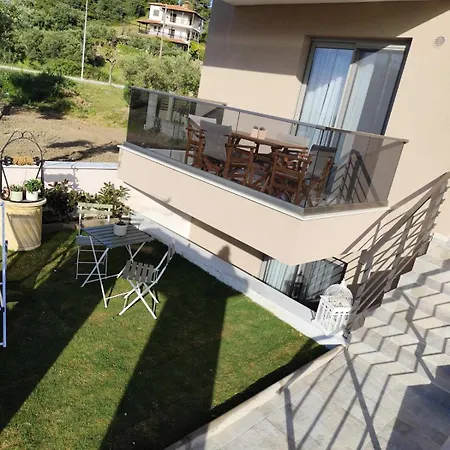 Casa Helone Apartment