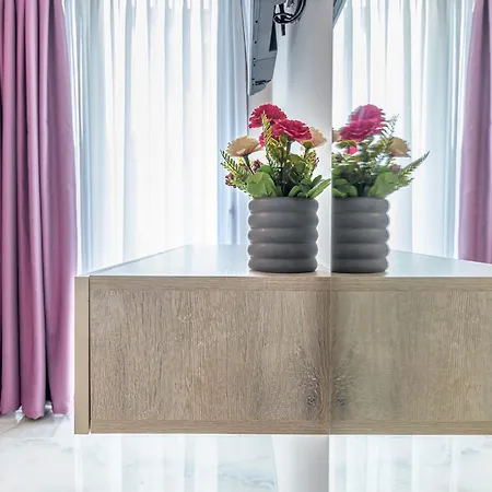 Casa Helone Apartment *